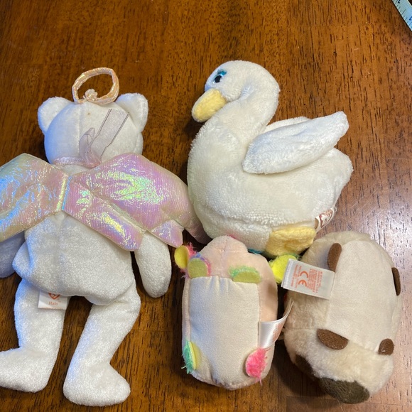 Ty beanie babies.  Total of five in group. - Picture 10 of 15
